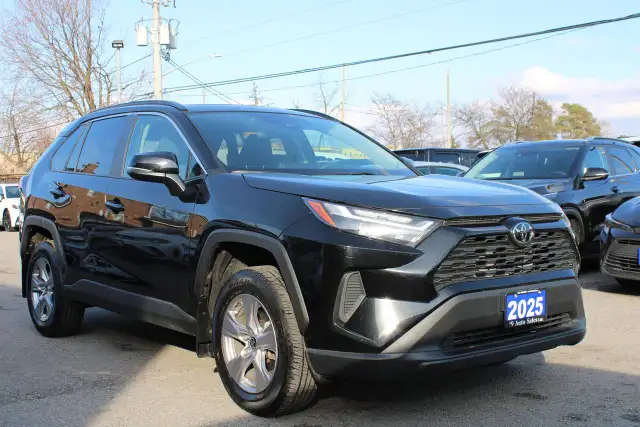 2025 Toyota RAV4 XLE AWD