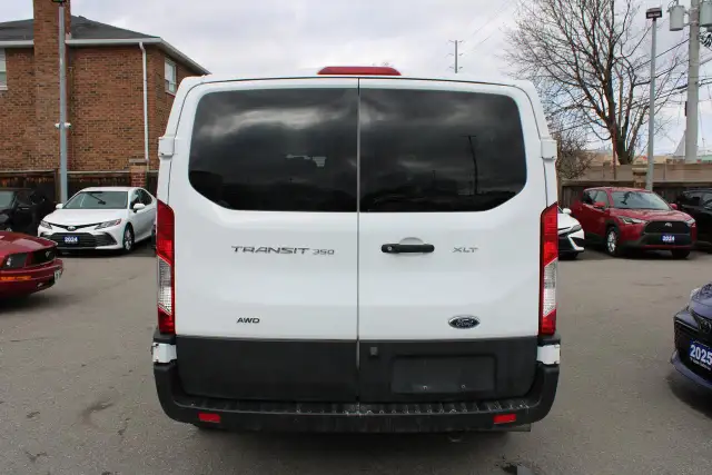 2023 Ford Transit XLT - Photo 5
