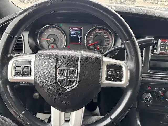 2014 Dodge Charger - Photo 11