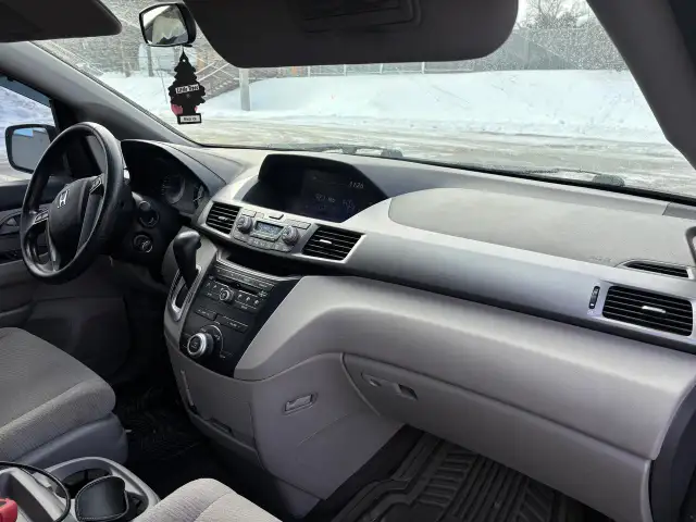 2013 Honda Odyssey EX/DVD/ REMOTE STARTER - Photo 11