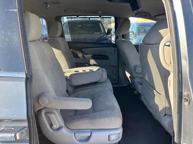 2013 Honda Odyssey EX/DVD/ REMOTE STARTER - Photo 16