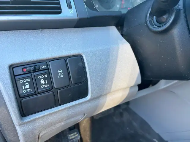2013 Honda Odyssey EX/DVD/ REMOTE STARTER - Photo 18