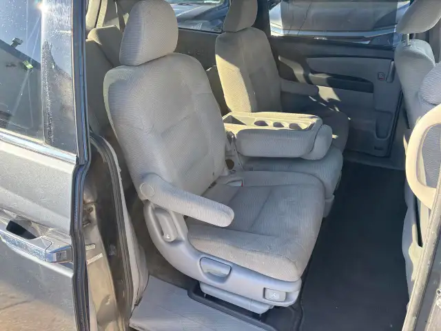 2013 Honda Odyssey EX/DVD/ REMOTE STARTER - Photo 23