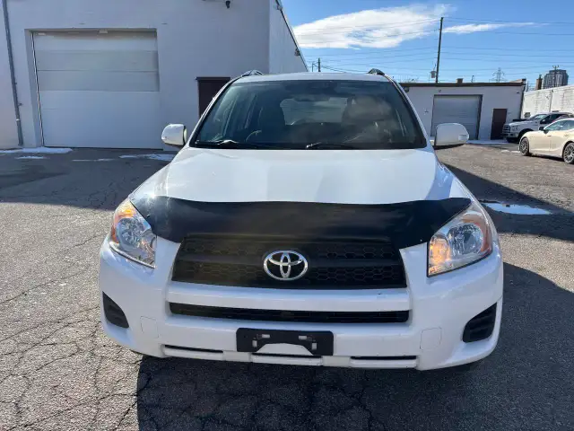 2012 Toyota RAV4 BASE - Photo 4