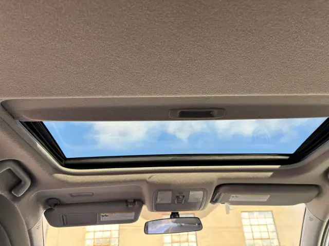 2012 Toyota RAV4 BASE - Photo 12