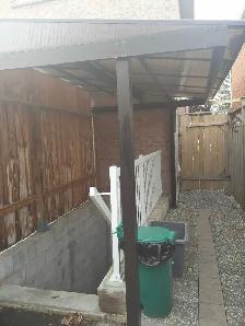 Furnished Bsmt bachelo/Separate entrance/Utilities included - Photo 10