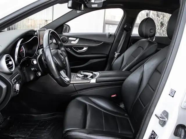 2018 Mercedes-Benz C-Class 300|AMG|NIGHT|NAV|PANOROOF|360CAM|CLE - Photo 8