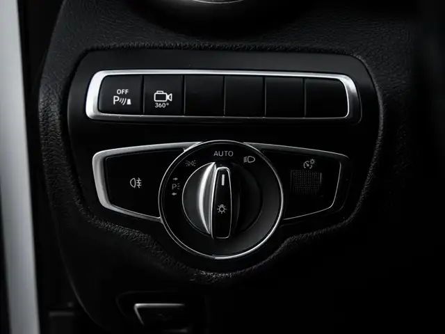 2018 Mercedes-Benz C-Class 300|AMG|NIGHT|NAV|PANOROOF|360CAM|CLE - Photo 15