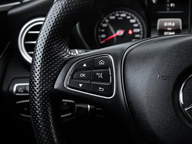 2018 Mercedes-Benz C-Class 300|AMG|NIGHT|NAV|PANOROOF|360CAM|CLE - Photo 18