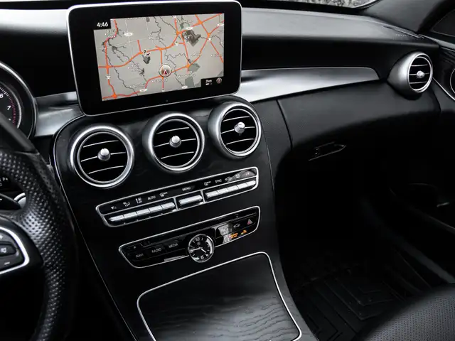 2018 Mercedes-Benz C-Class 300|AMG|NIGHT|NAV|PANOROOF|360CAM|CLE - Photo 22