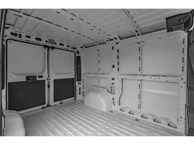 2025 Ram ProMaster Cargo Van - Photo 10