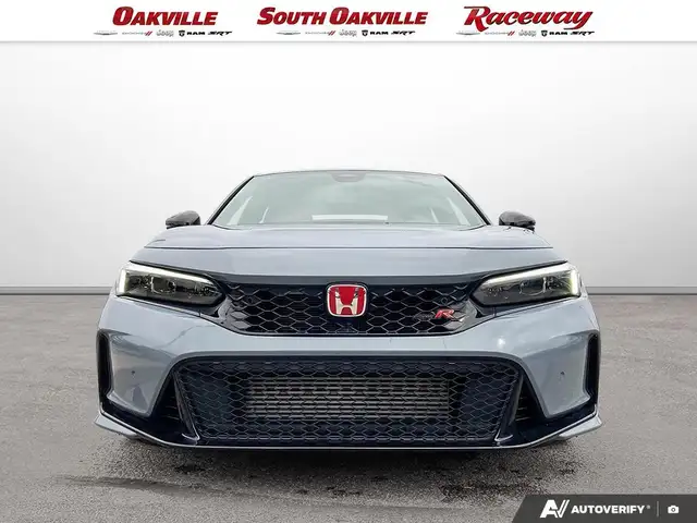 2025 Honda Civic Type R | 6SPD MANUAL | LIKE NEW | RARE | VERY L - Photo 2
