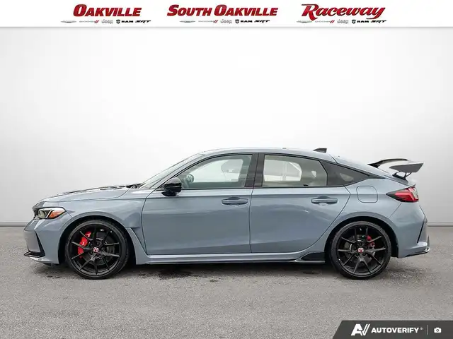 2025 Honda Civic Type R | 6SPD MANUAL | LIKE NEW | RARE | VERY L - Photo 3