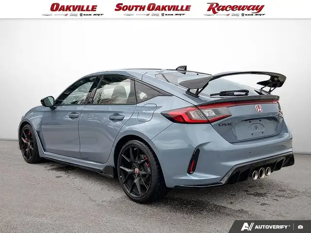 2025 Honda Civic Type R | 6SPD MANUAL | LIKE NEW | RARE | VERY L - Photo 4