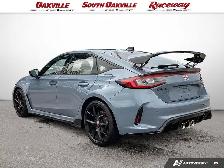 2025 Honda Civic Type R | 6SPD MANUAL | LIKE NEW | RARE | VERY L - Photo 4