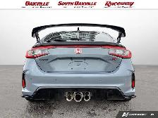 2025 Honda Civic Type R | 6SPD MANUAL | LIKE NEW | RARE | VERY L - Photo 5