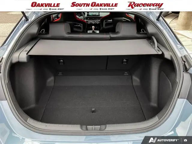 2025 Honda Civic Type R | 6SPD MANUAL | LIKE NEW | RARE | VERY L - Photo 12