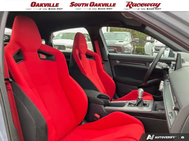 2025 Honda Civic Type R | 6SPD MANUAL | LIKE NEW | RARE | VERY L - Photo 22