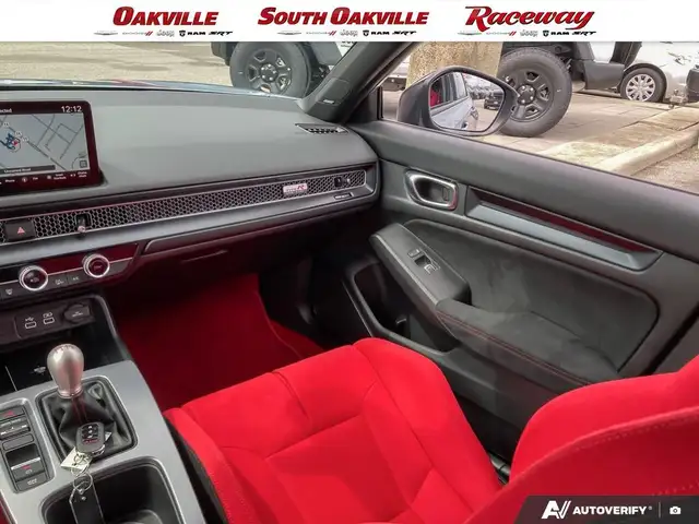 2025 Honda Civic Type R | 6SPD MANUAL | LIKE NEW | RARE | VERY L - Photo 25