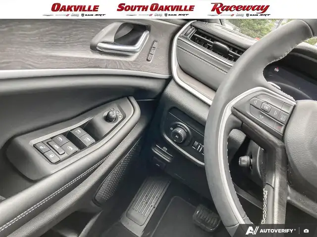 2025 Jeep Grand Cherokee L LIMITED | 6SEATER | DUAL SUNROOF | ME - Photo 17