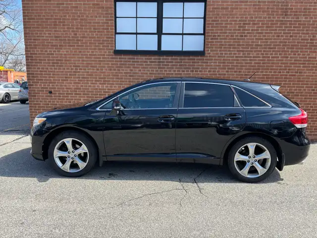 2015 Toyota Venza XLE V6 AWD Pano Roof Leather - Photo 3