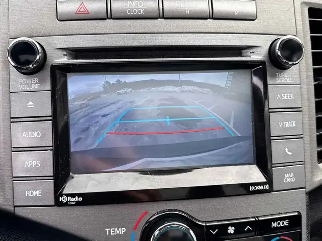 2015 Toyota Venza XLE V6 AWD Pano Roof Leather - Photo 11