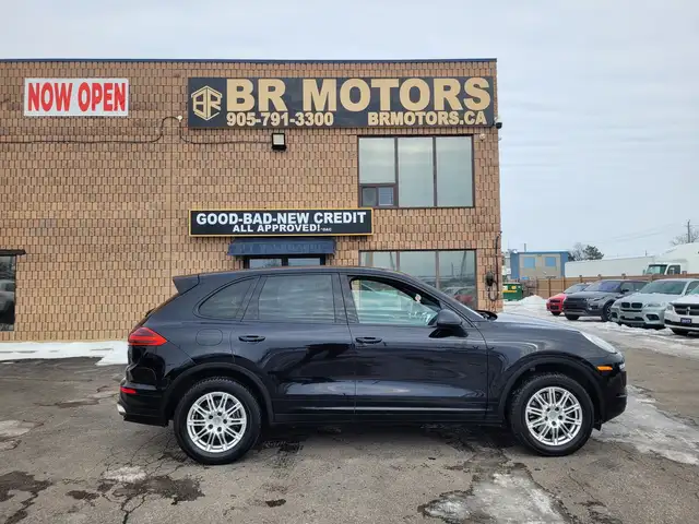 2016 Porsche Cayenne Base | No Accidents Reported - Photo 2