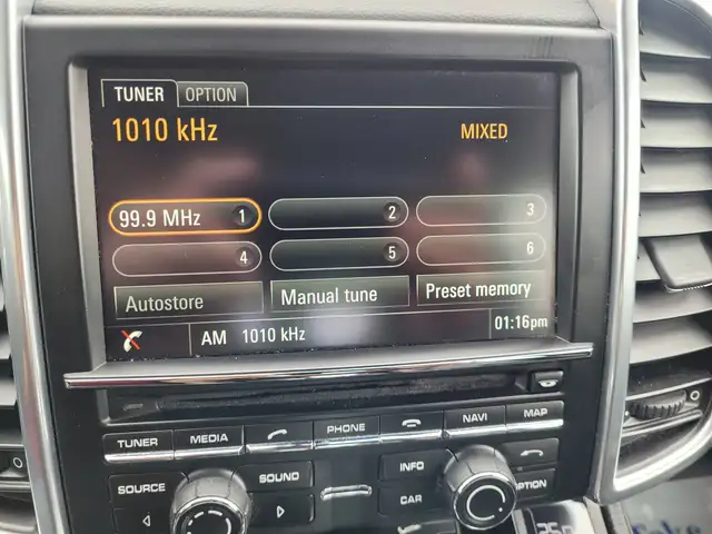 2016 Porsche Cayenne Base | No Accidents Reported - Photo 13