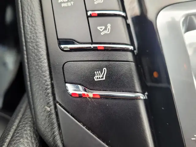 2016 Porsche Cayenne Base | No Accidents Reported - Photo 24