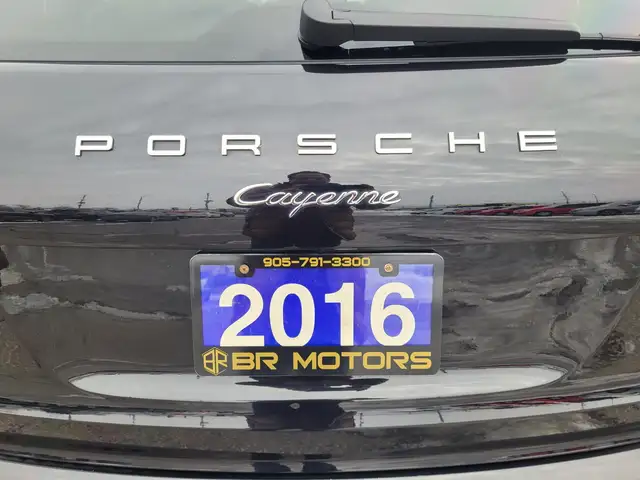 2016 Porsche Cayenne Base | No Accidents Reported - Photo 38