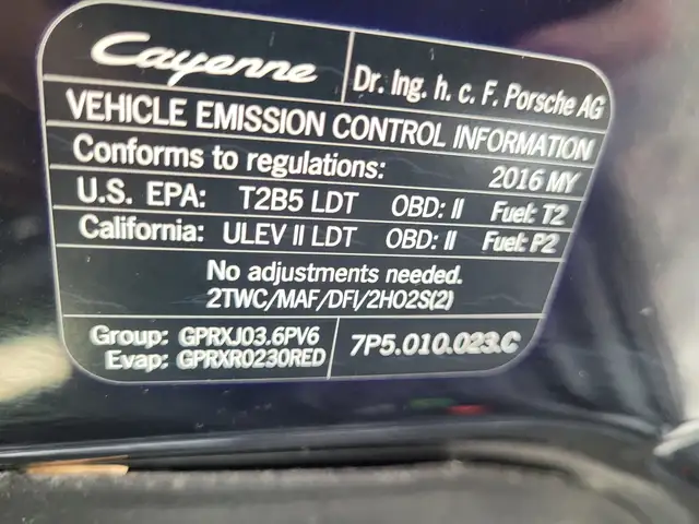 2016 Porsche Cayenne Base | No Accidents Reported - Photo 44