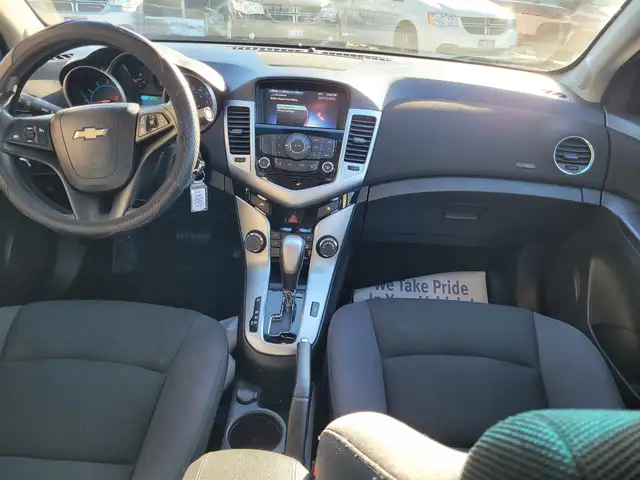2015 Chevrolet Cruze 1LT | No Accidents Reported - Photo 9