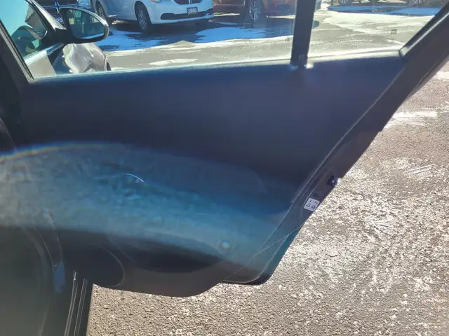 2015 Chevrolet Cruze 1LT | No Accidents Reported - Photo 30