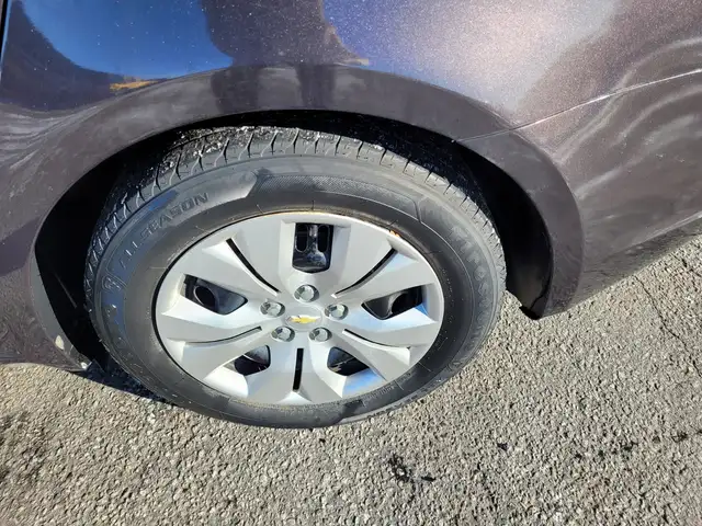 2015 Chevrolet Cruze 1LT | No Accidents Reported - Photo 33