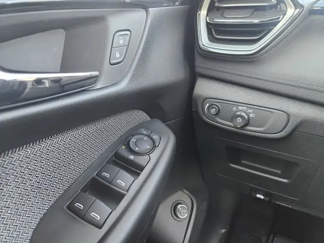 2026 Chevrolet Trailblazer LT Driver Confidence Htd Buckets - Photo 9