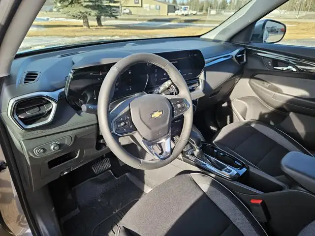 2026 Chevrolet Trailblazer LT Driver Confidence Htd Buckets - Photo 11