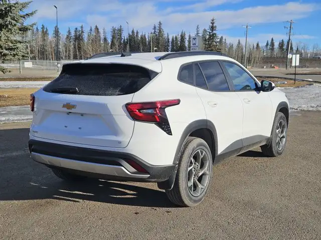 2026 Chevrolet Trax LT Safety Assist Adaptive Cruise - Photo 5