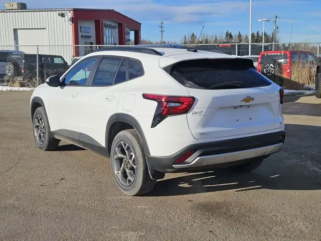 2026 Chevrolet Trax LT Safety Assist Adaptive Cruise - Photo 6