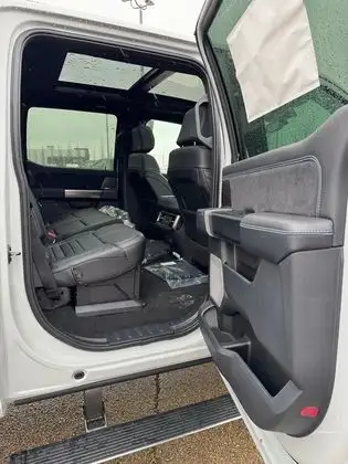 2026 Ford F-350 PLATINUM w/FX4, 5th WHL PREP, MNRF & 2KW PRO PWR - Photo 17