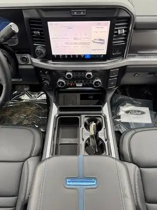 2026 Ford F-350 PLATINUM w/FX4, 5th WHL PREP, MNRF & 2KW PRO PWR - Photo 26