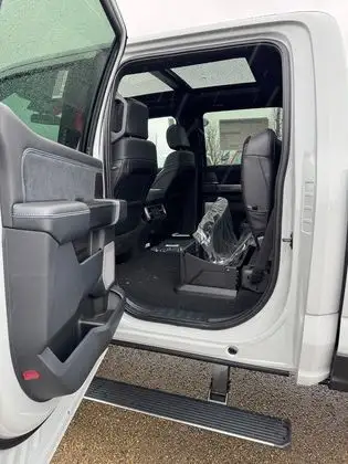 2026 Ford F-350 PLATINUM w/FX4, 5th WHL PREP, MNRF & 2KW PRO PWR - Photo 14