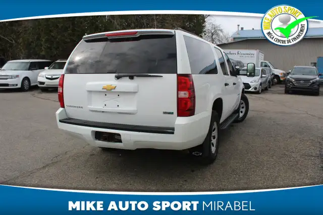 2012 Chevrolet Suburban 4 RM 4 portes 1500 LS! - Photo 4
