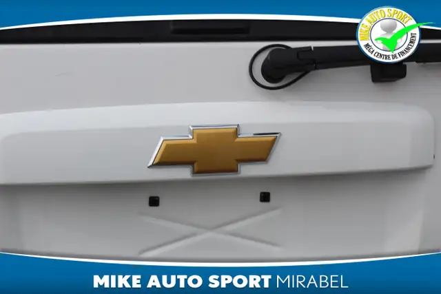 2012 Chevrolet Suburban 4 RM 4 portes 1500 LS! - Photo 8