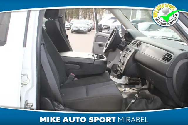 2012 Chevrolet Suburban 4 RM 4 portes 1500 LS! - Photo 12