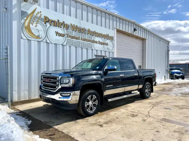 2016 GMC Sierra 1500 Crew Cab SLT 5.3L V8 - No Reported Accident - Photo 9