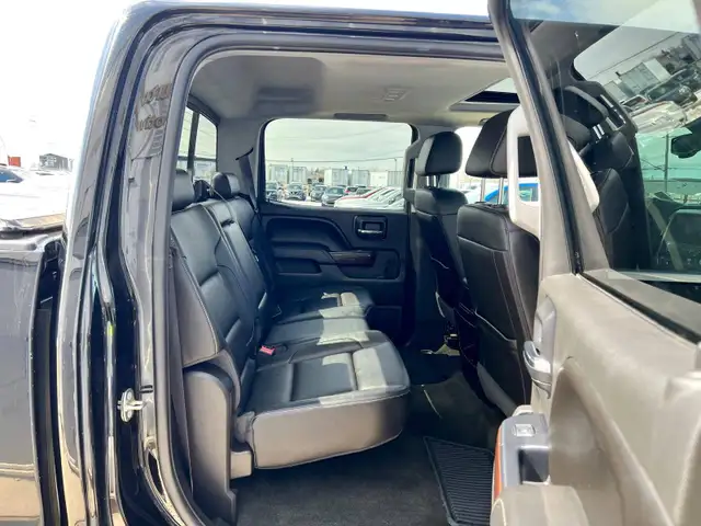 2016 GMC Sierra 1500 Crew Cab SLT 5.3L V8 - No Reported Accident - Photo 14