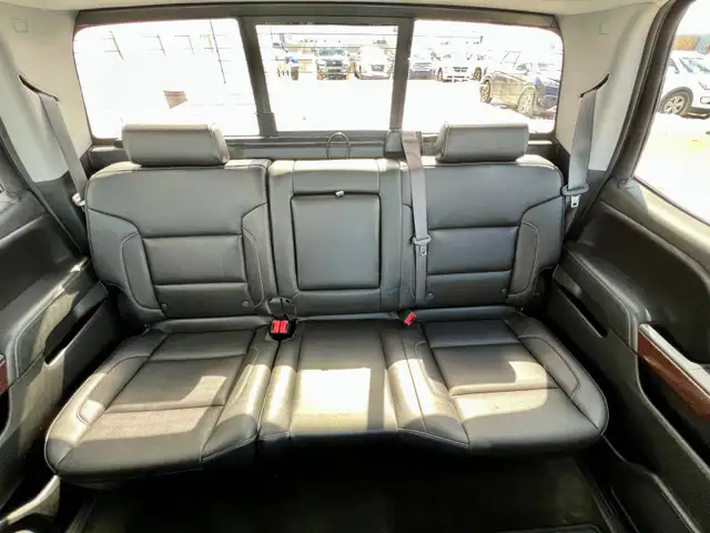 2016 GMC Sierra 1500 Crew Cab SLT 5.3L V8 - No Reported Accident - Photo 16