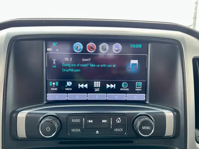 2017 GMC Sierra 1500 SLT Crew Cab 6.2L V8 - Photo 23