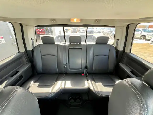 2010 Dodge Ram 1500 Laramie Crew Cab 5.7L V8 - Photo 19