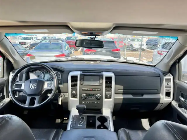 2010 Dodge Ram 1500 Laramie Crew Cab 5.7L V8 - Photo 20